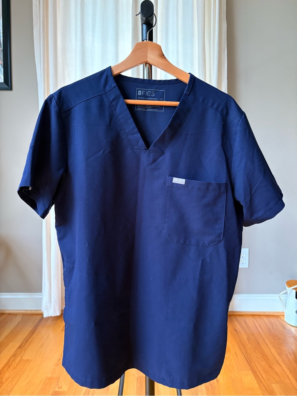 FIGS Men’s Navy V-Neck Scrub Top with Chest Pocket